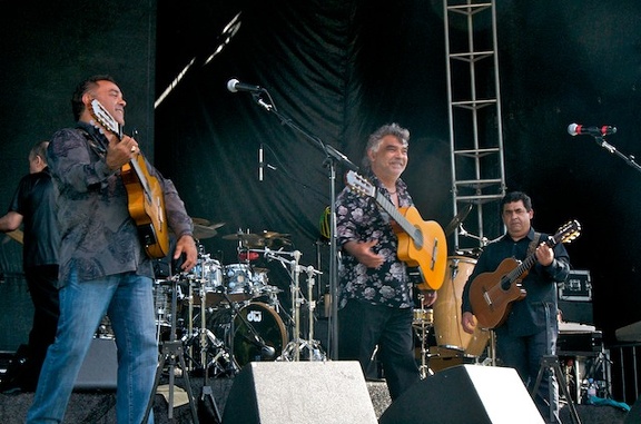 gypsy-kings-concert-avila-beach-38